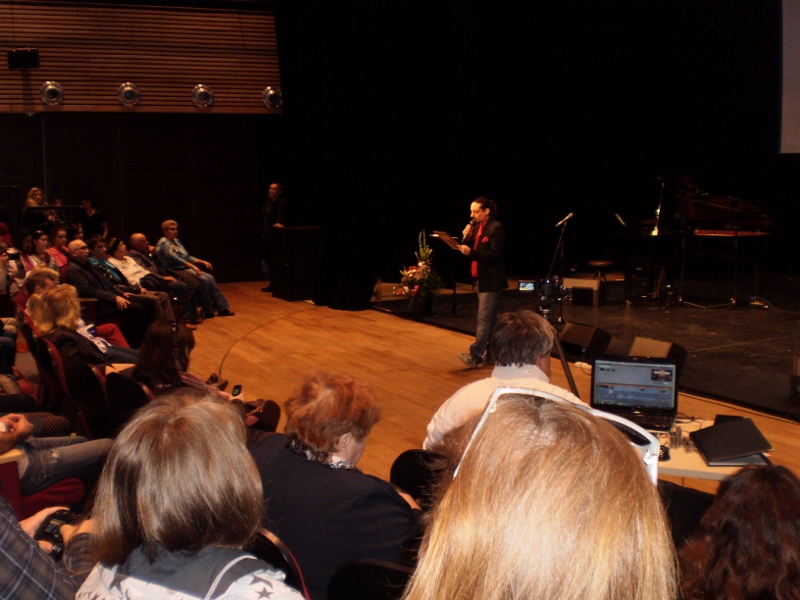 15451788p4200246-800x600