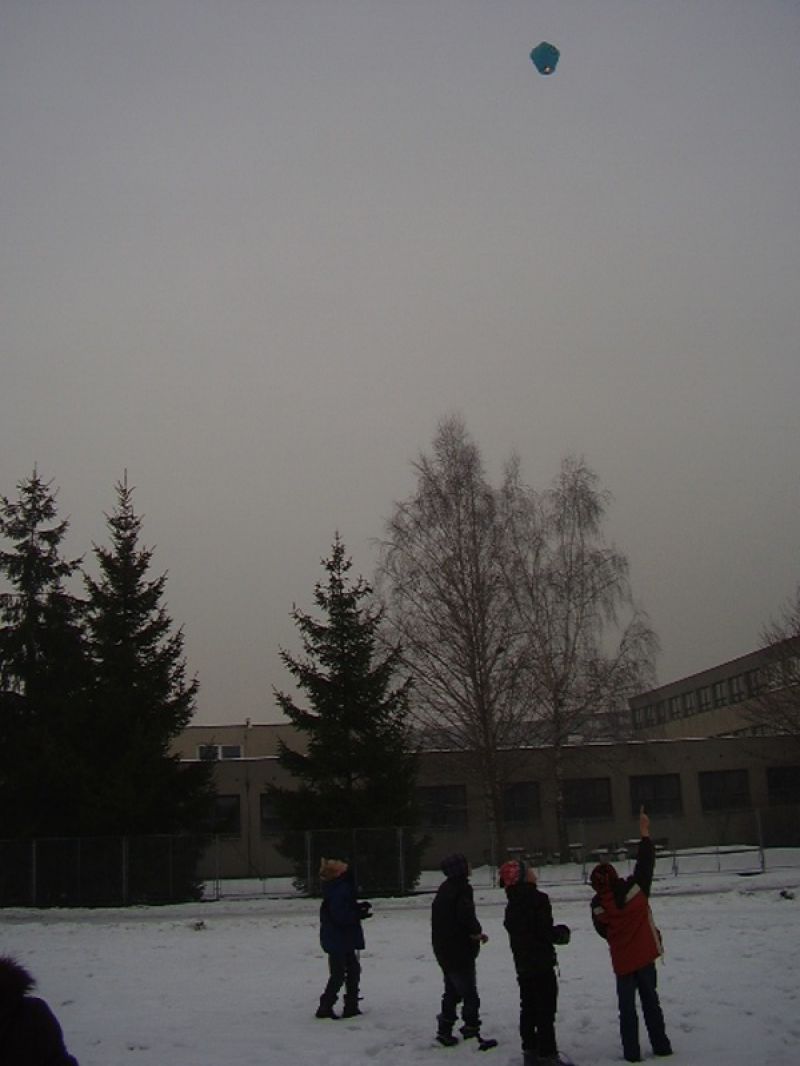 299438205pingpong2010-029