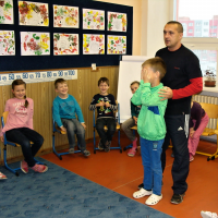 11412138snv18995-web