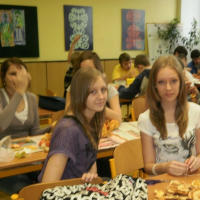 12952811pc070064