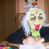 287608754den-plny-strasidel-050