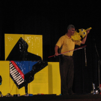 43887596720090925105733