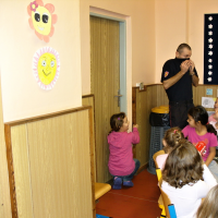 4596390snv19033-web