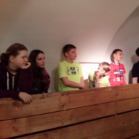 47077329620160408085915