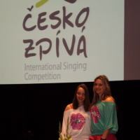 486915963p4200236-600x800