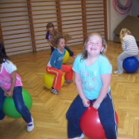 723749523noc-ve-skole-8