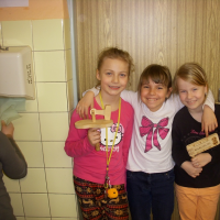 7799153620150401-dscn2556