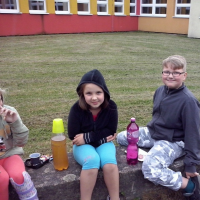 881275483spani-ve-skole-07