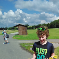 925852553img20150625094047-900