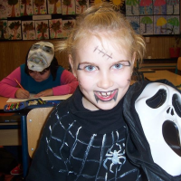 927731758den-plny-strasidel-053