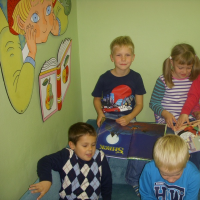 928763253knhovna17