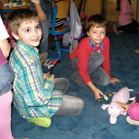 984372288snv19144-web